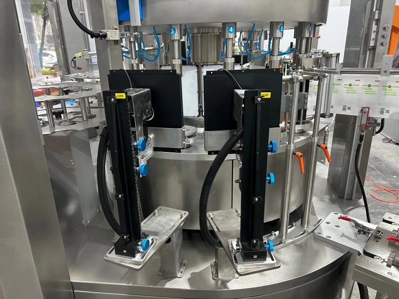 750ml Shampoo Flat Bottle Labeling Machine